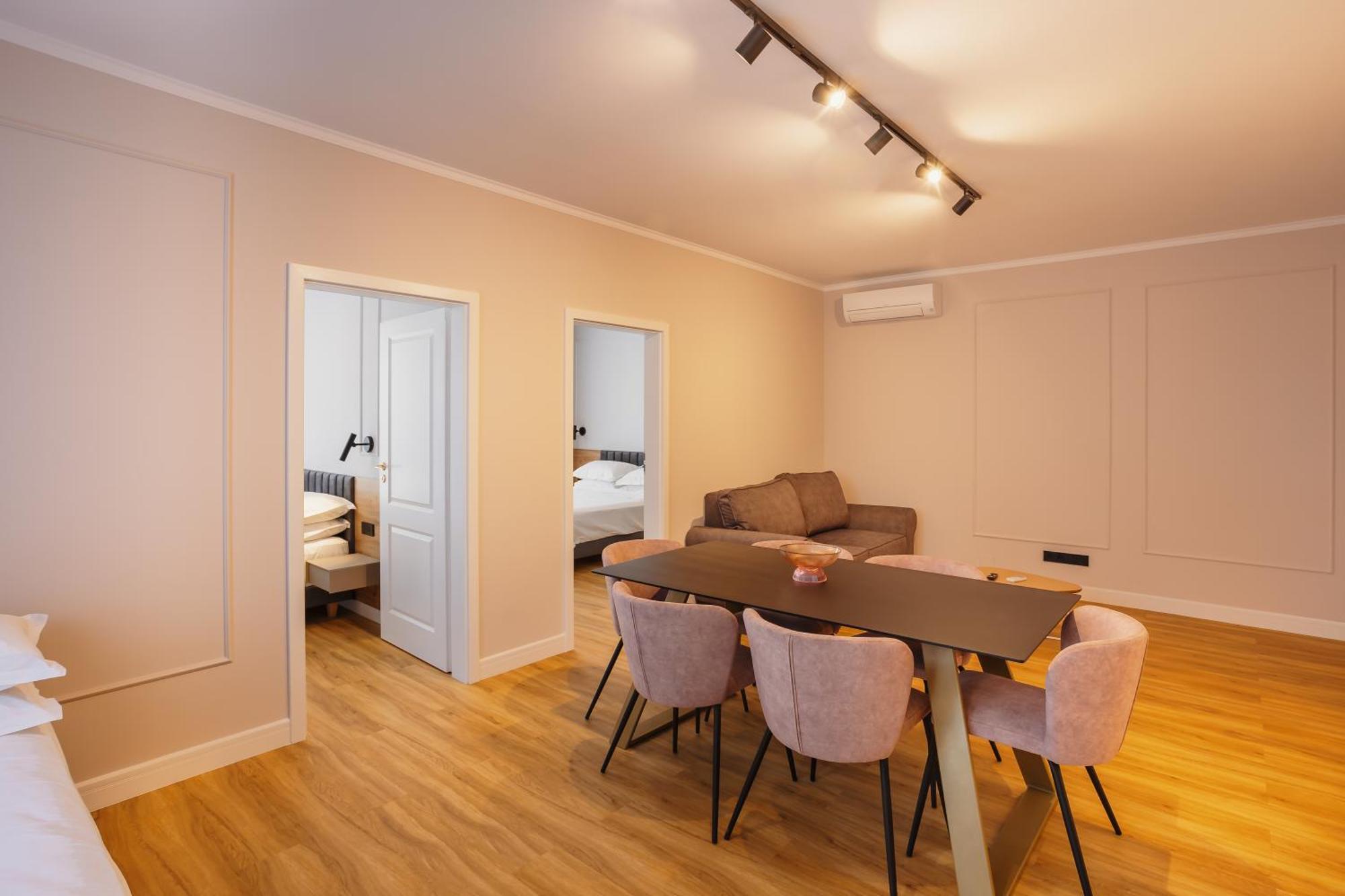 Bloom Downtown Suites Клуж-Напока Экстерьер фото
