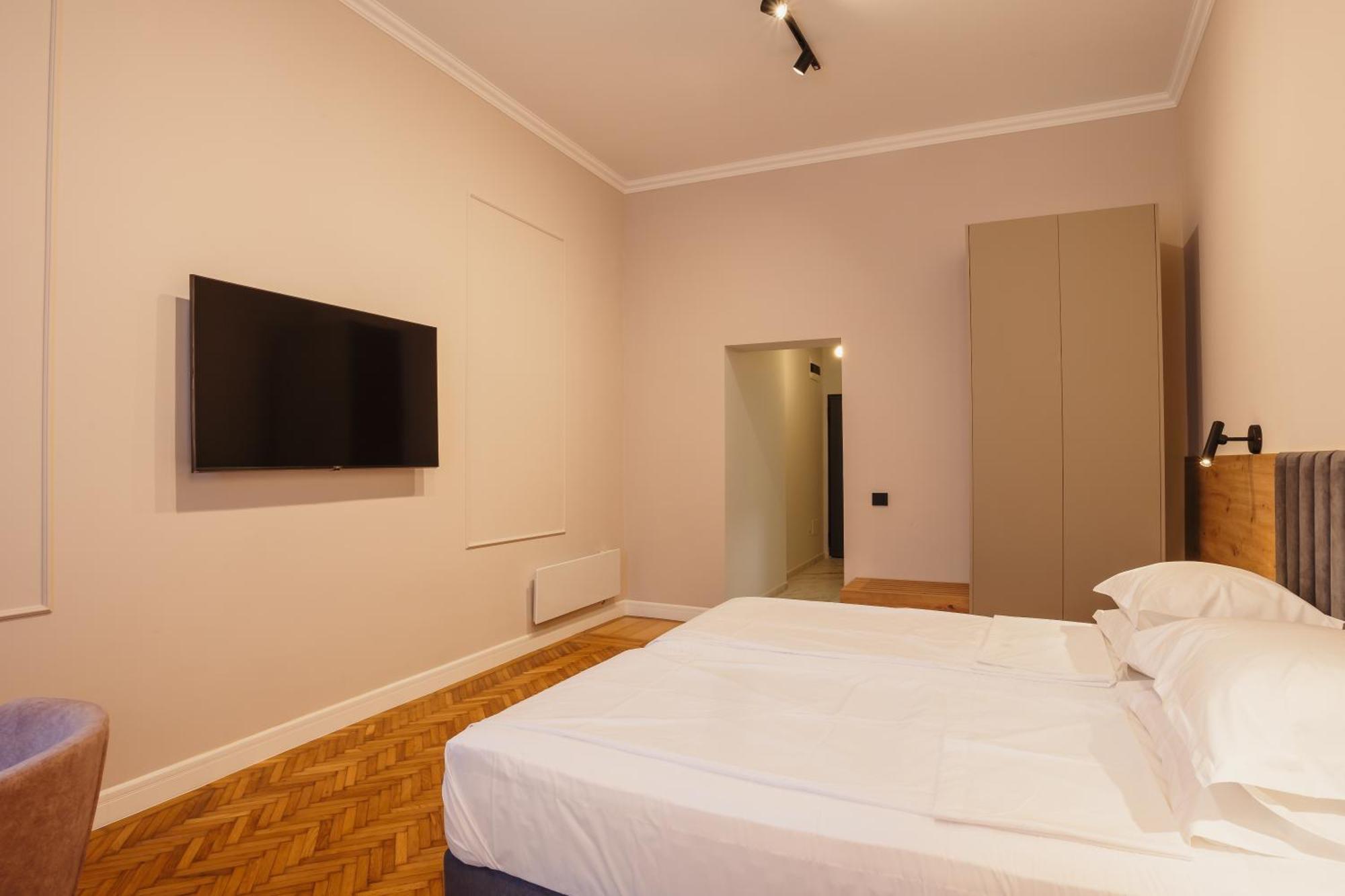 Bloom Downtown Suites Клуж-Напока Экстерьер фото
