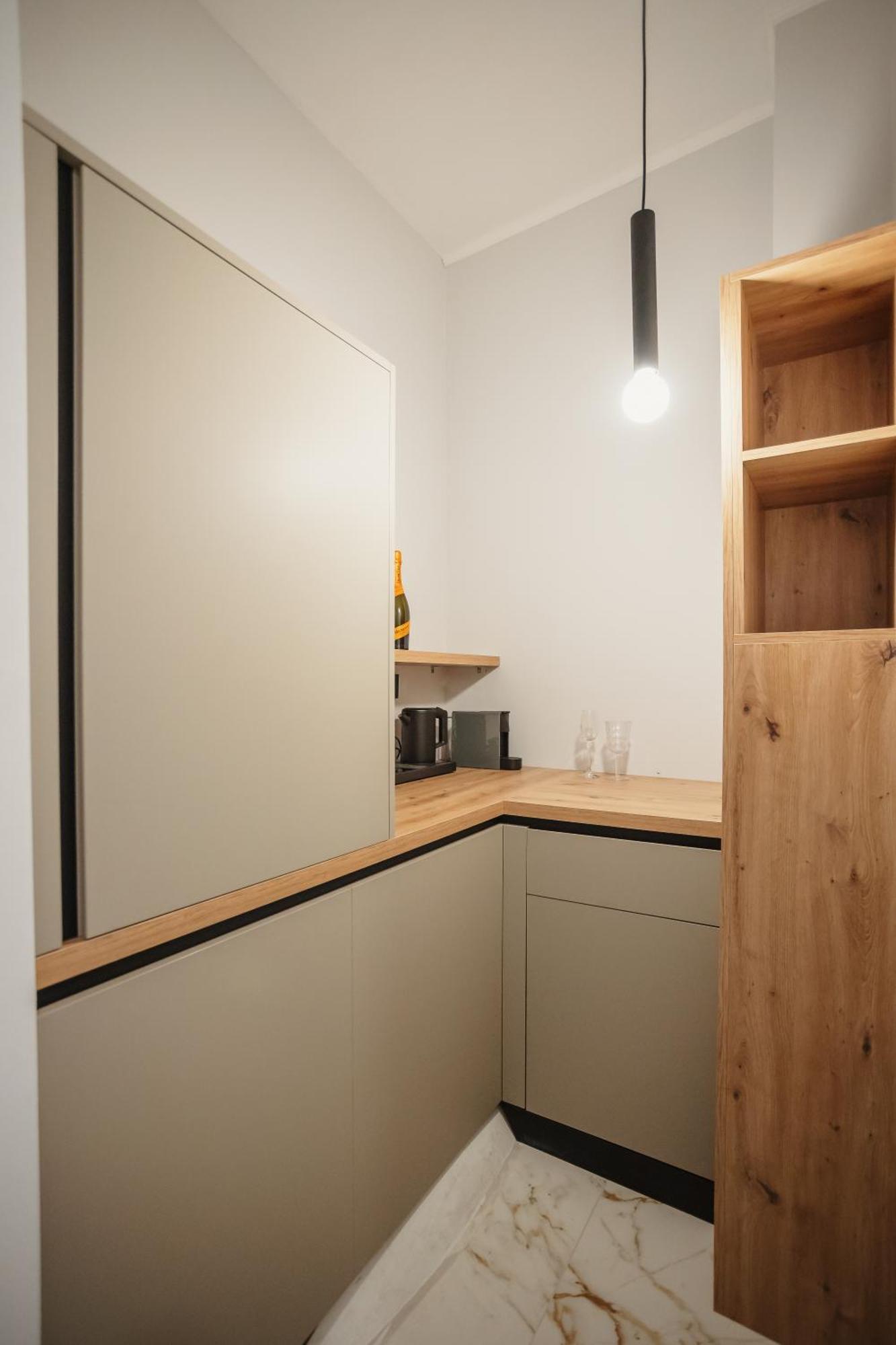 Bloom Downtown Suites Клуж-Напока Экстерьер фото