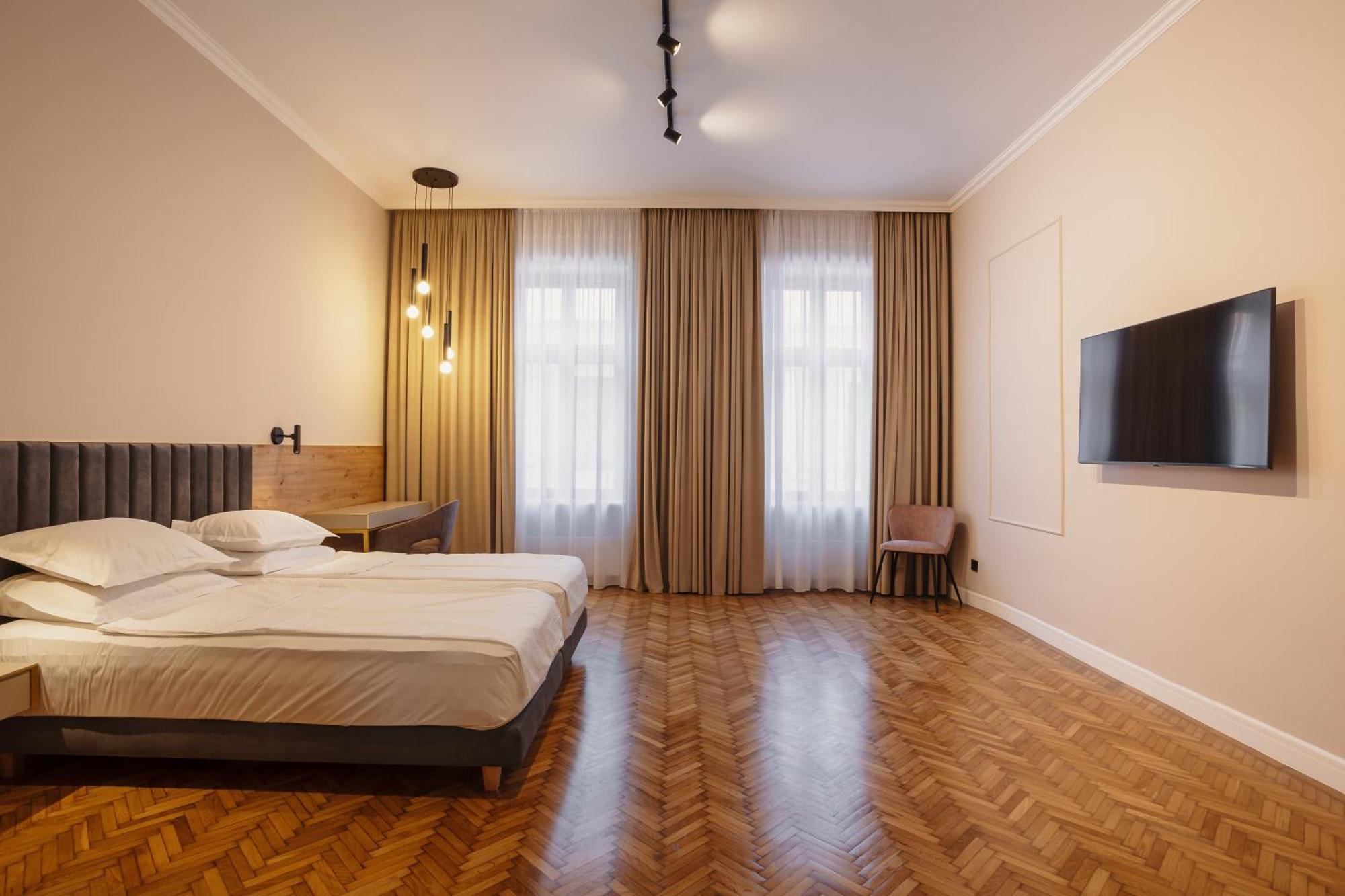 Bloom Downtown Suites Клуж-Напока Экстерьер фото