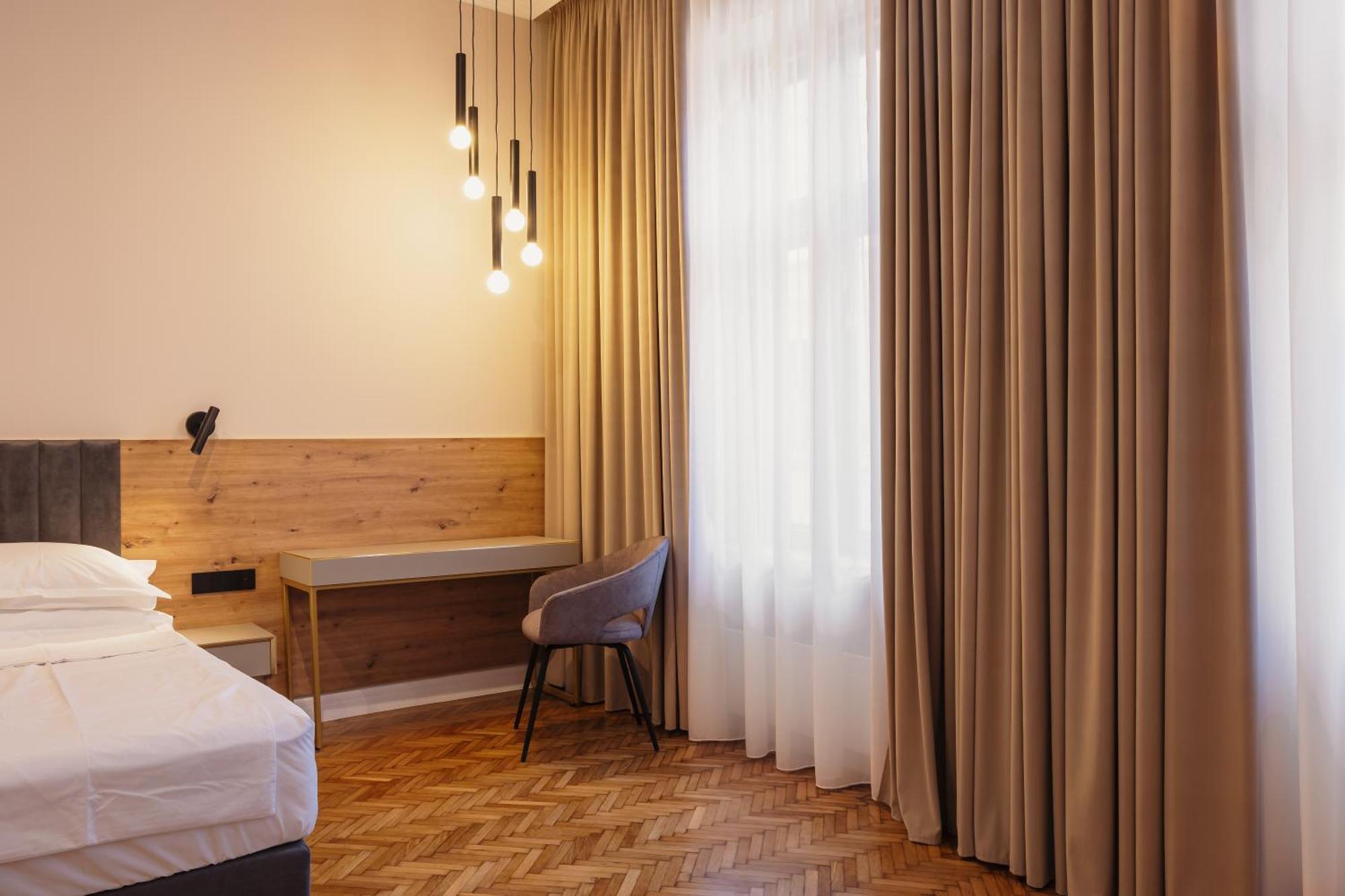 Bloom Downtown Suites Клуж-Напока Экстерьер фото