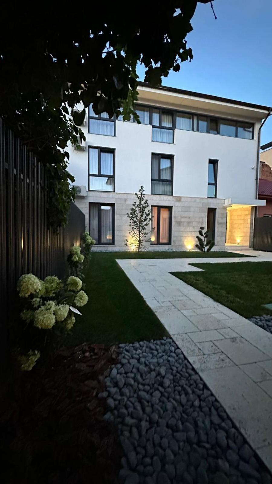Bloom Downtown Suites Клуж-Напока Экстерьер фото