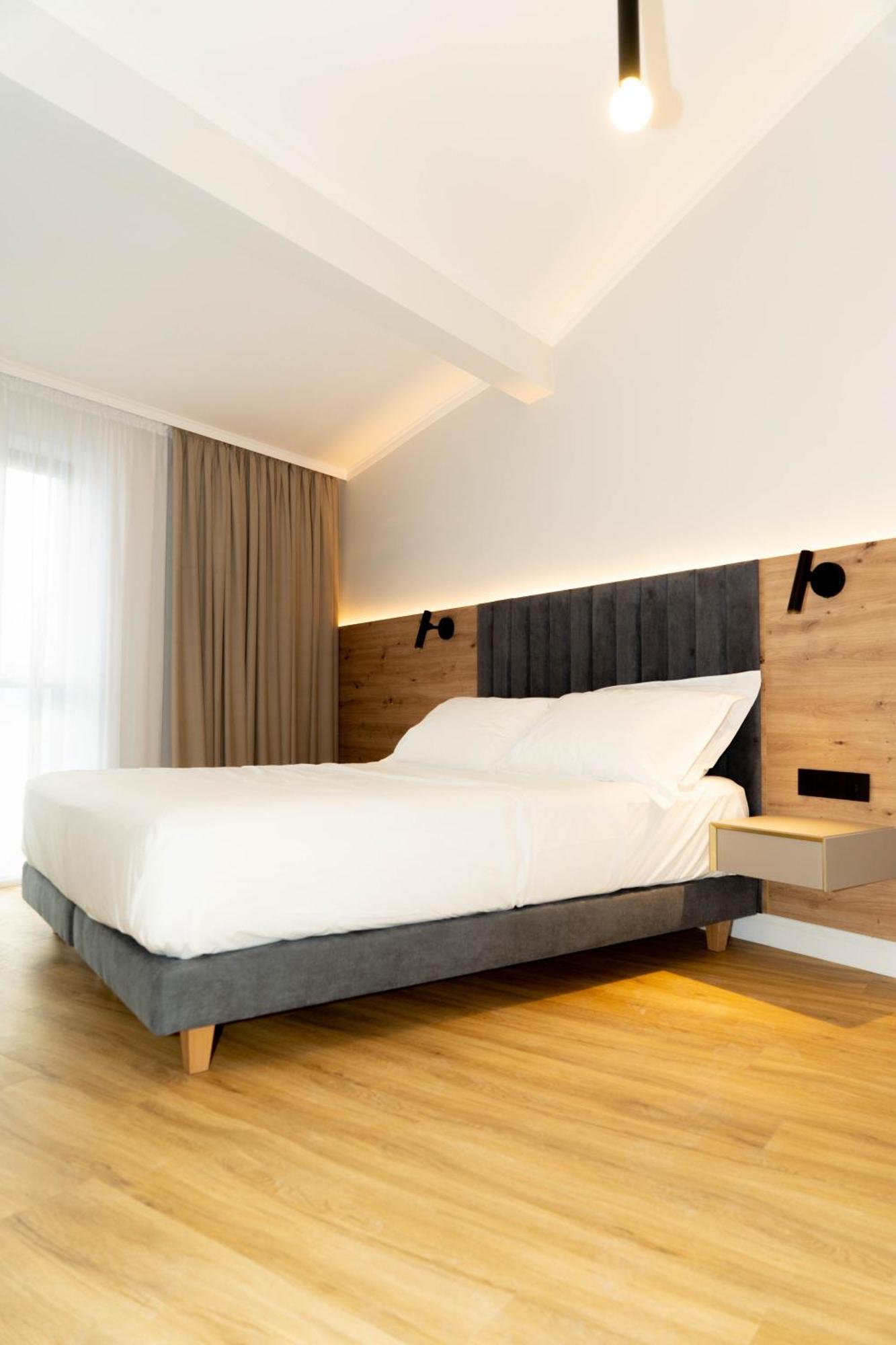 Bloom Downtown Suites Клуж-Напока Экстерьер фото